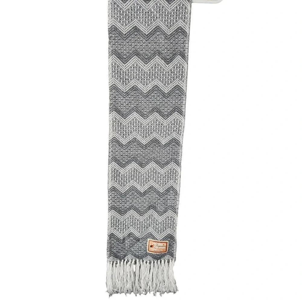 Figueroa genuine alpaca‎ scarf with tassels gray & white
